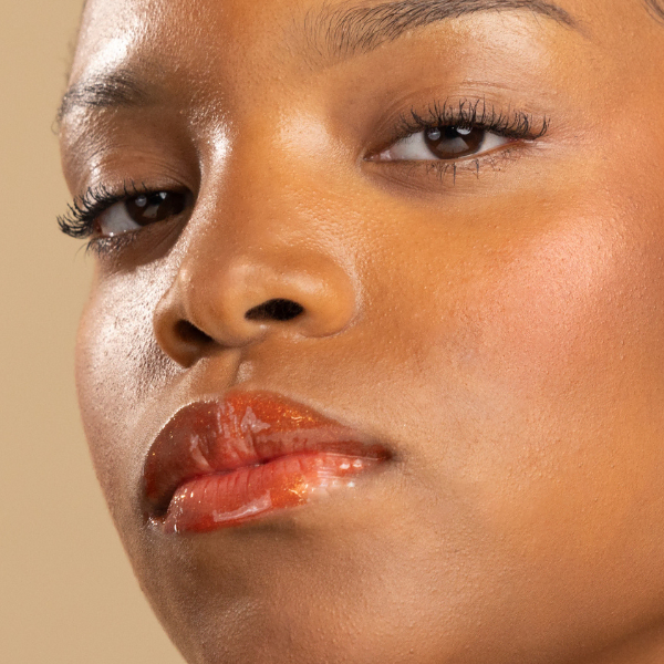 Gloss New Black effet volume pour lèvres charnues Couleur Mangue