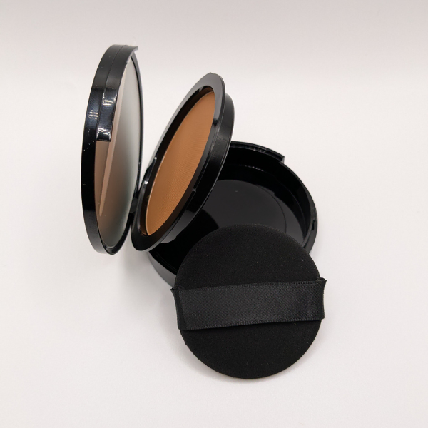 Poudre compacte sans paraben, cruelty-free et vegan