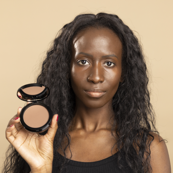 COMPACTE POEDER NEW BLACK - Assinie