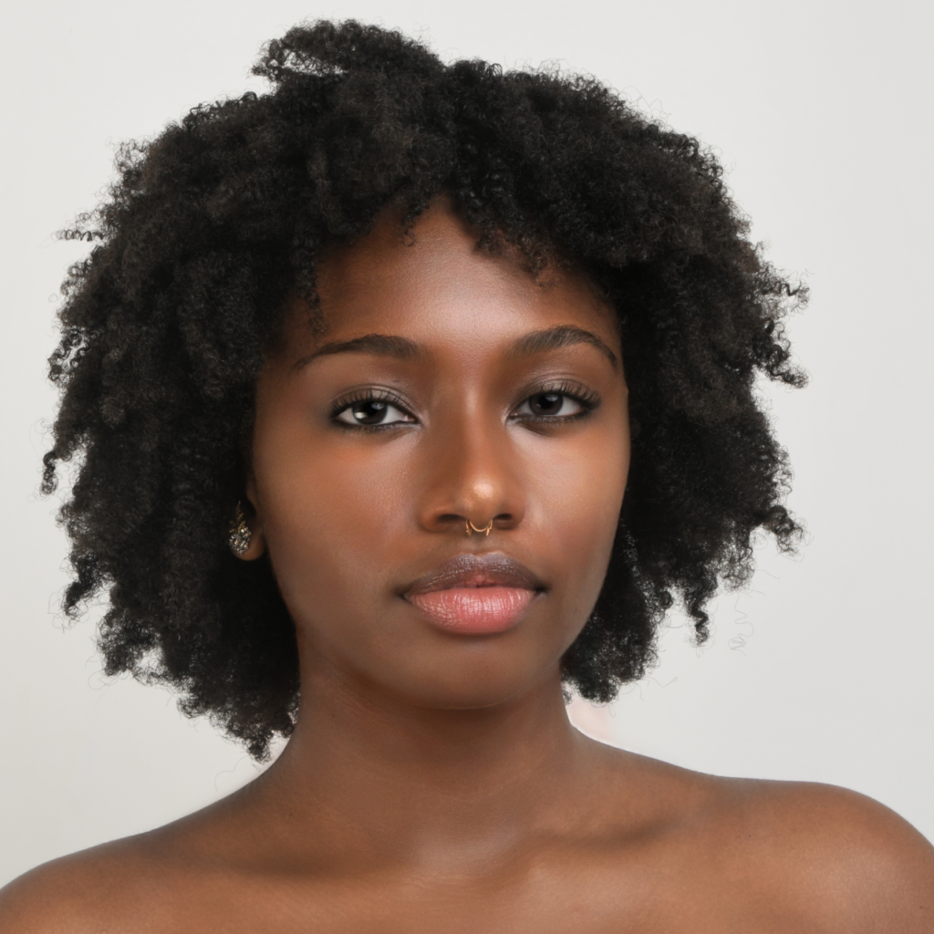 Fond de teint New Black pour les femmes noires