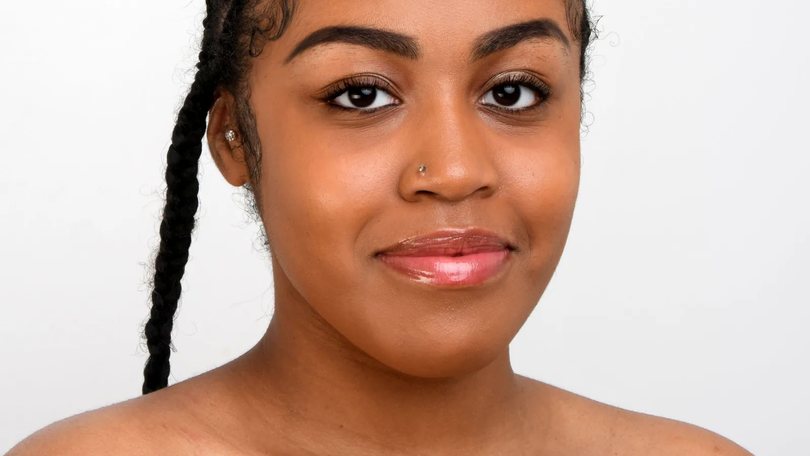 Maquillage peau métisse : teintes, sous-tons et erreurs à éviter