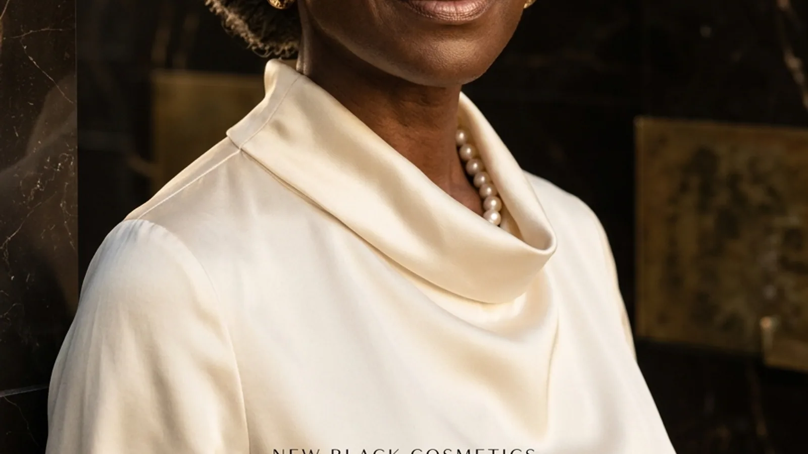 Maquillage peau noire mature : révéler sans couvrir, après 50 ans